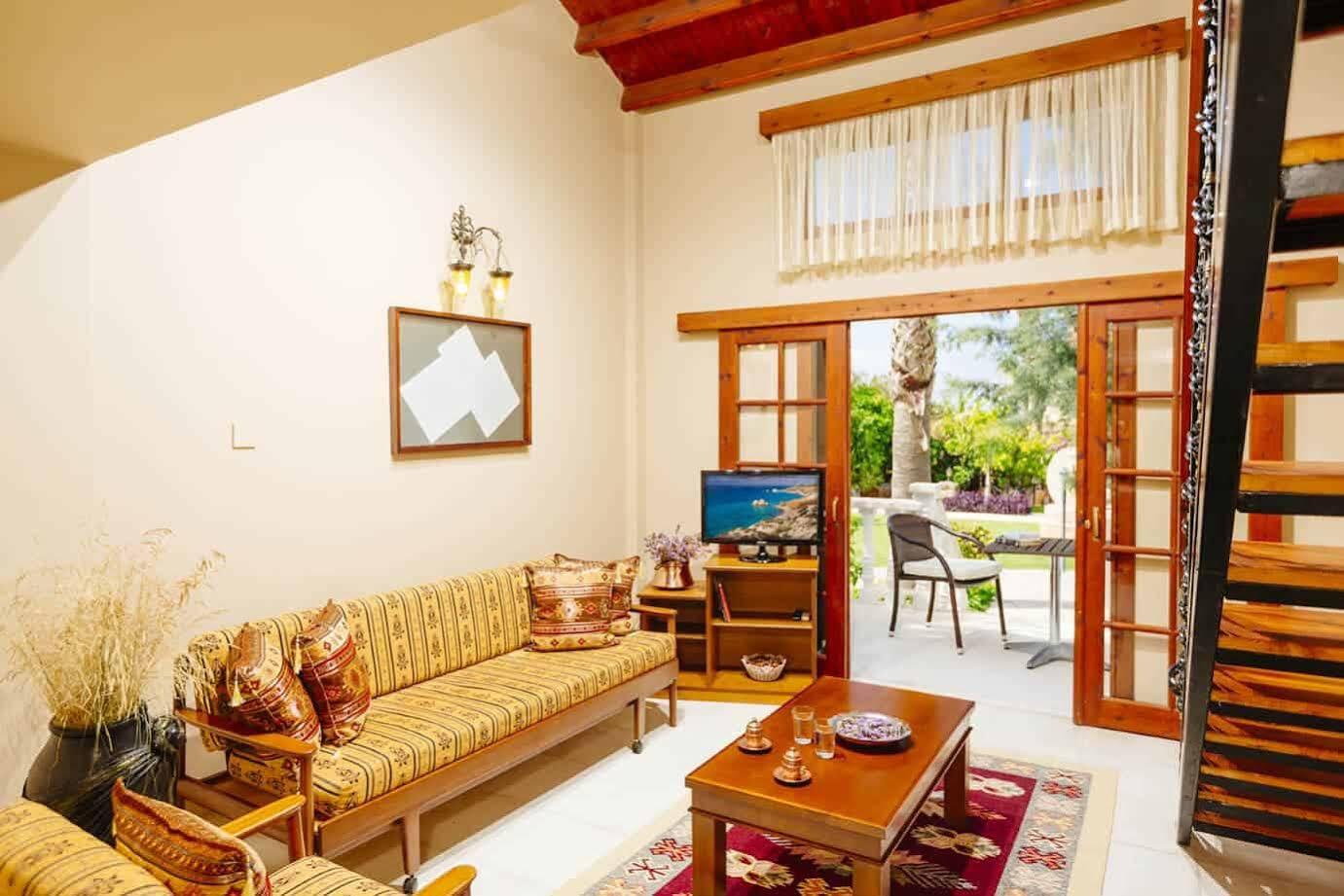 Almond Holiday Village & Hotel Karavas  Екстериор снимка